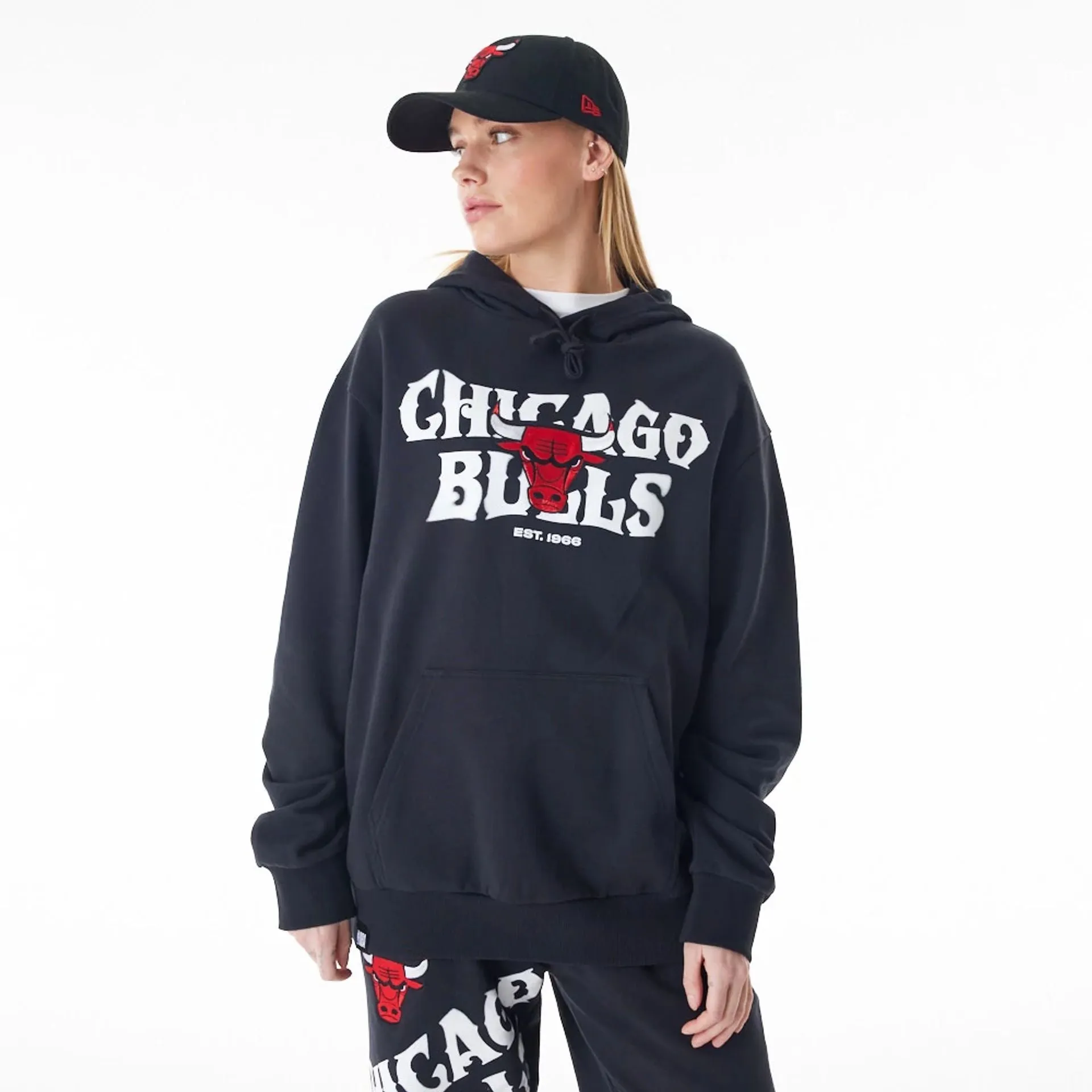 Chicago Bulls NBA Graphic Black Oversized Pullover Hoodie