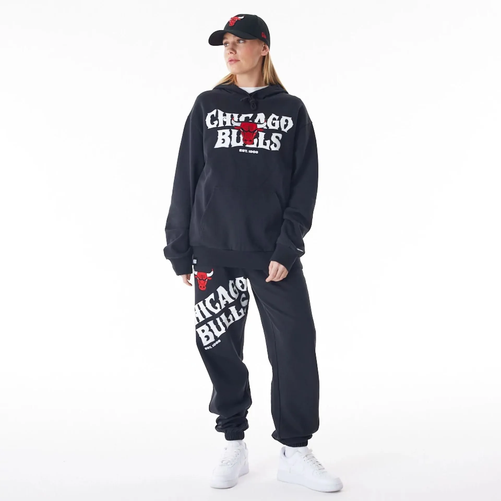 Chicago Bulls NBA Graphic Black Oversized Pullover Hoodie