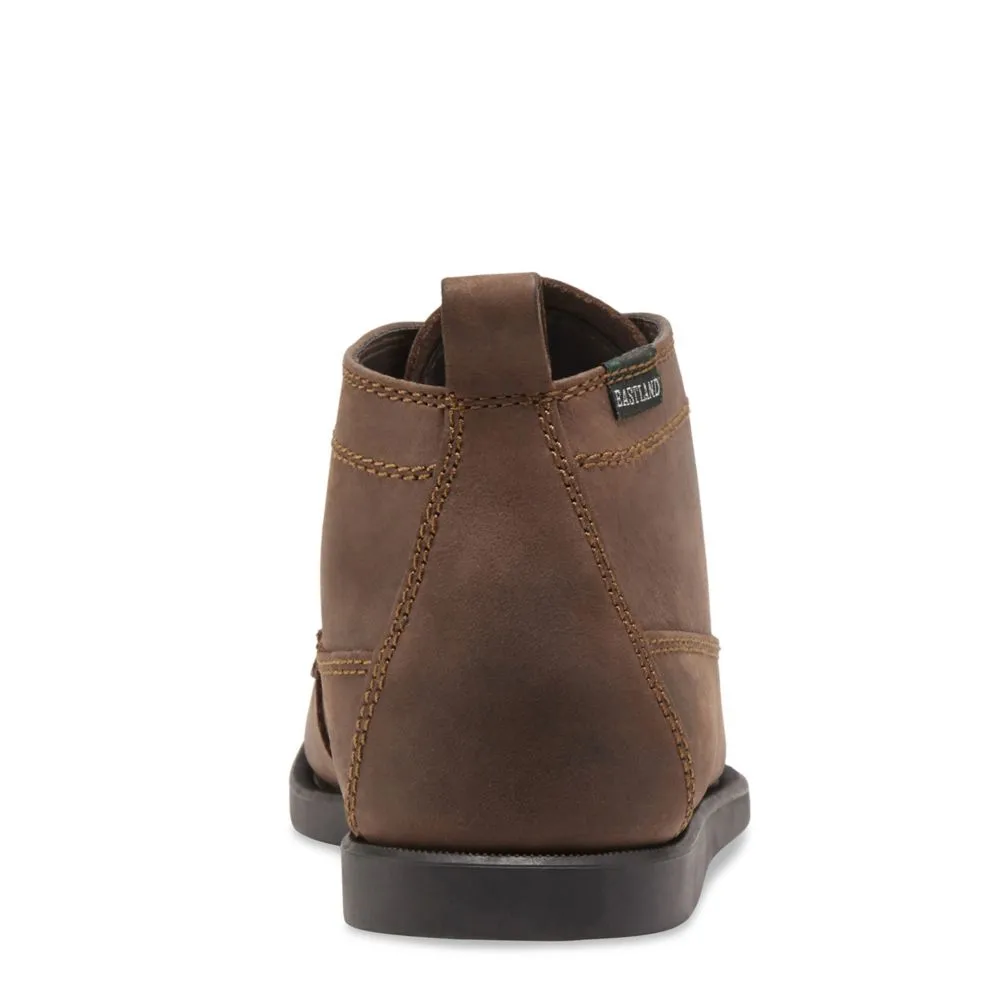 EASTLAND  MENS SENECA CHUKKA BOOT