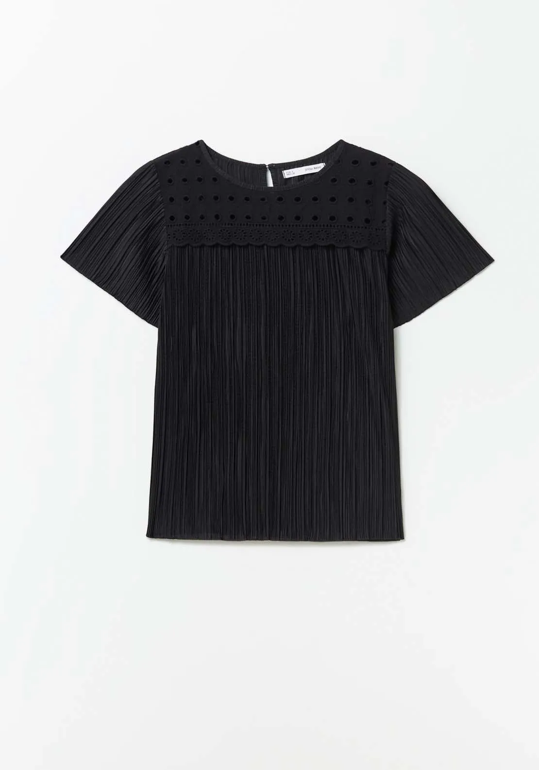 Pleated top