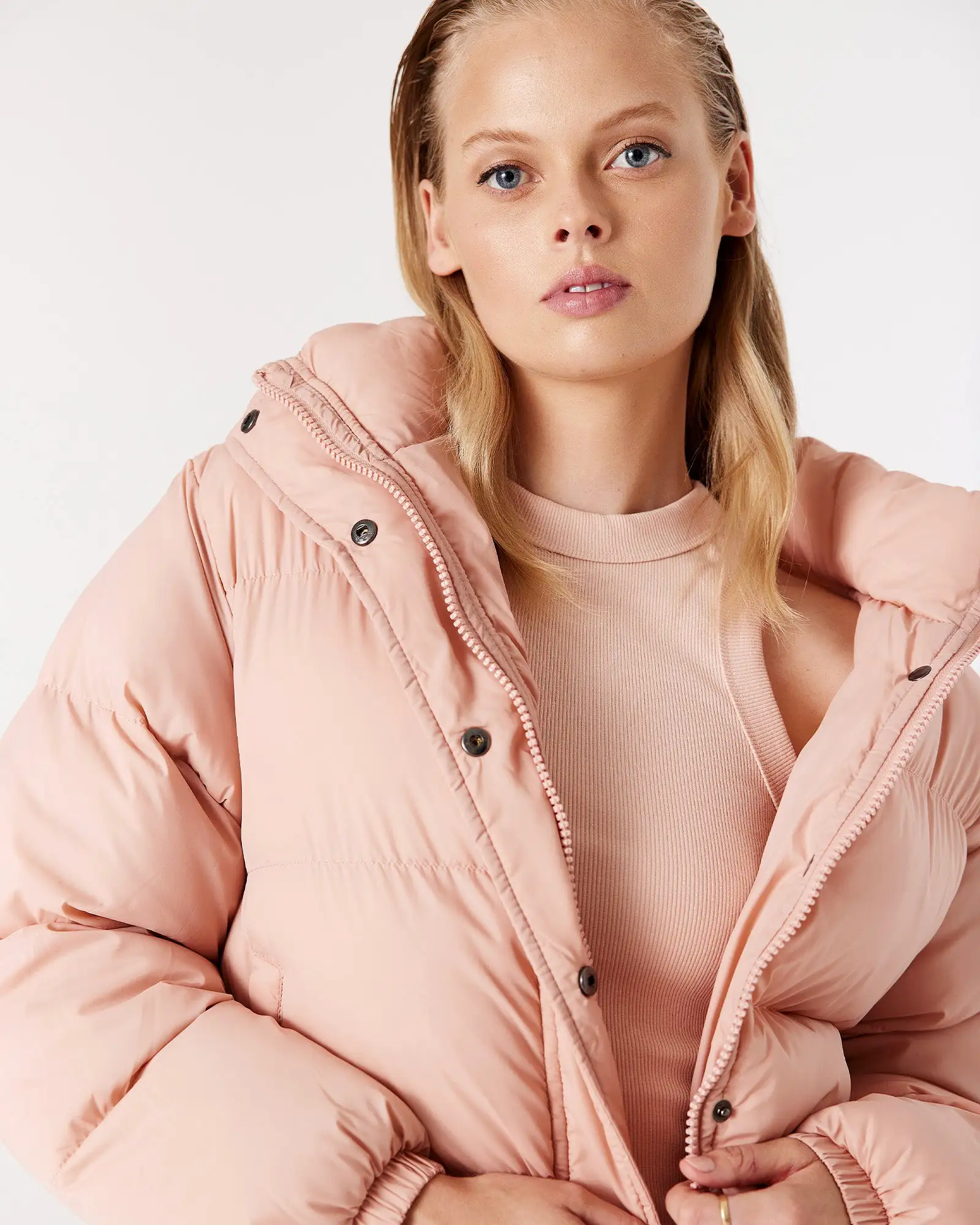 SPORTS PUFFER - PEACH PINK