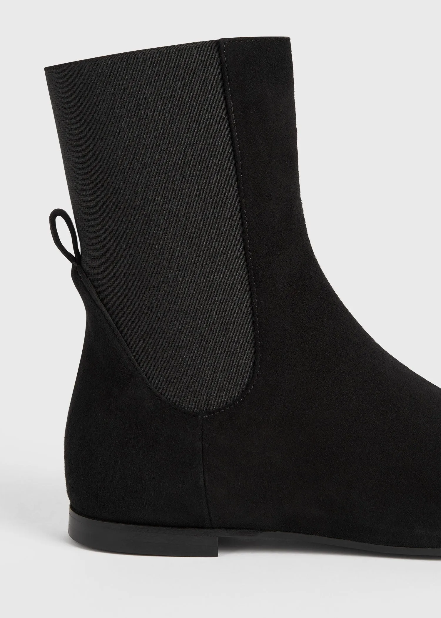 Suede Chelsea boots black