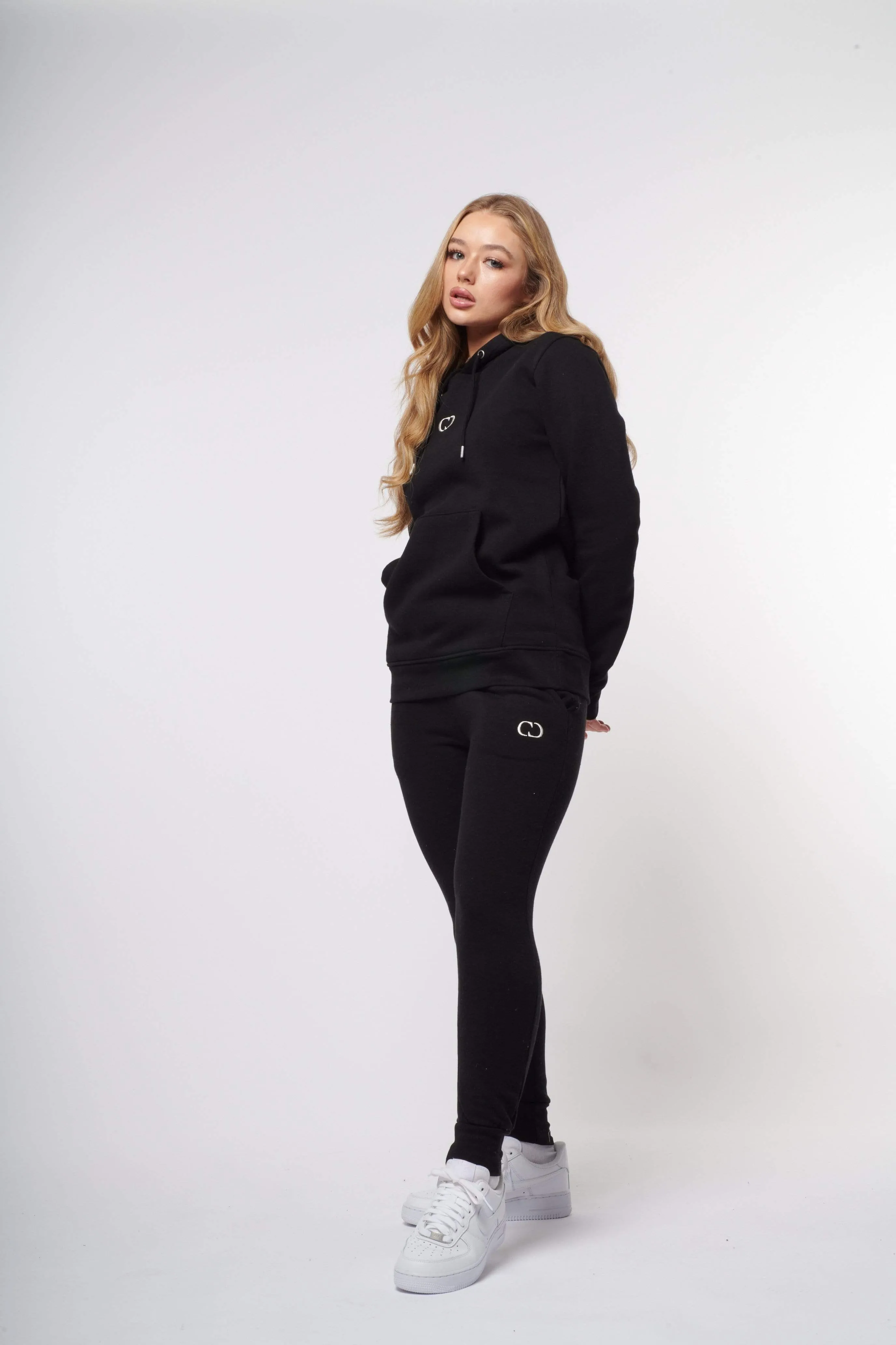 WOMENS ECO ESSENTIAL PULLOVER HOODIE - BLACK